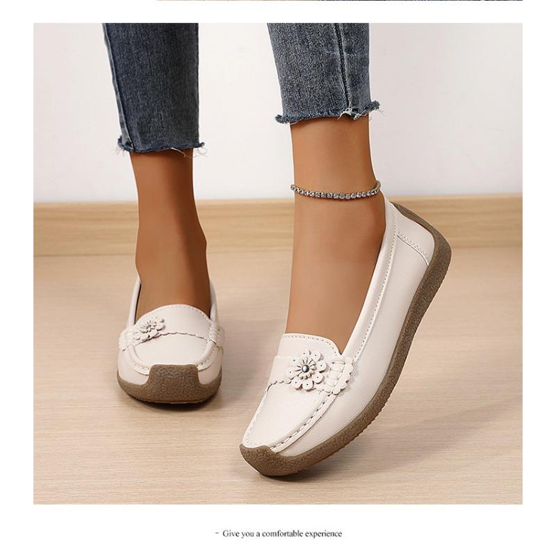 Casual Women's Soft-soled and Soft-top Flat Shoes