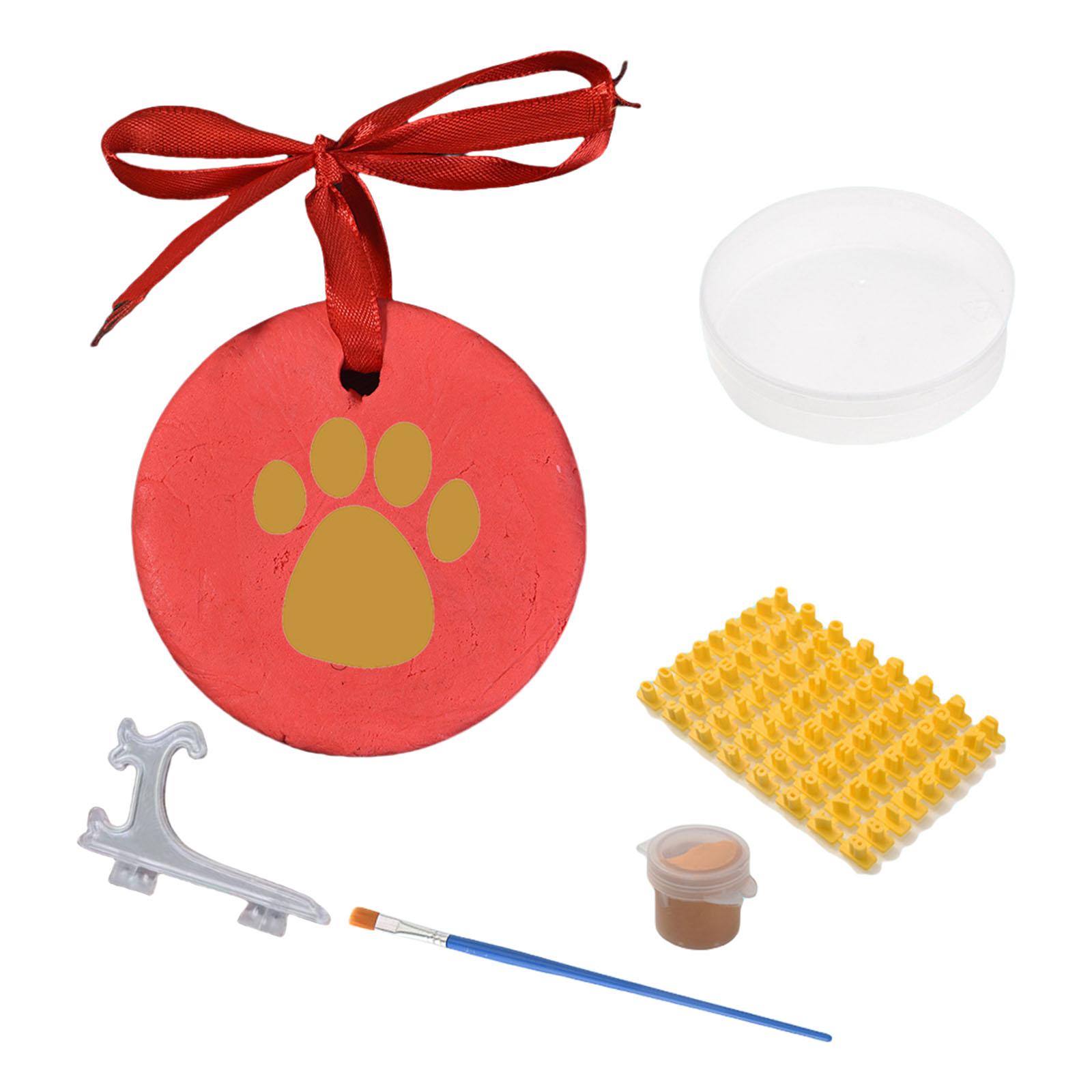 

Capture Your Pet s Pawprints with This Easy to Use Kit Featuring Safe Clay and Stylish Display Options червоний