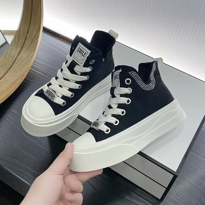 Damenschuhe – Sneaker