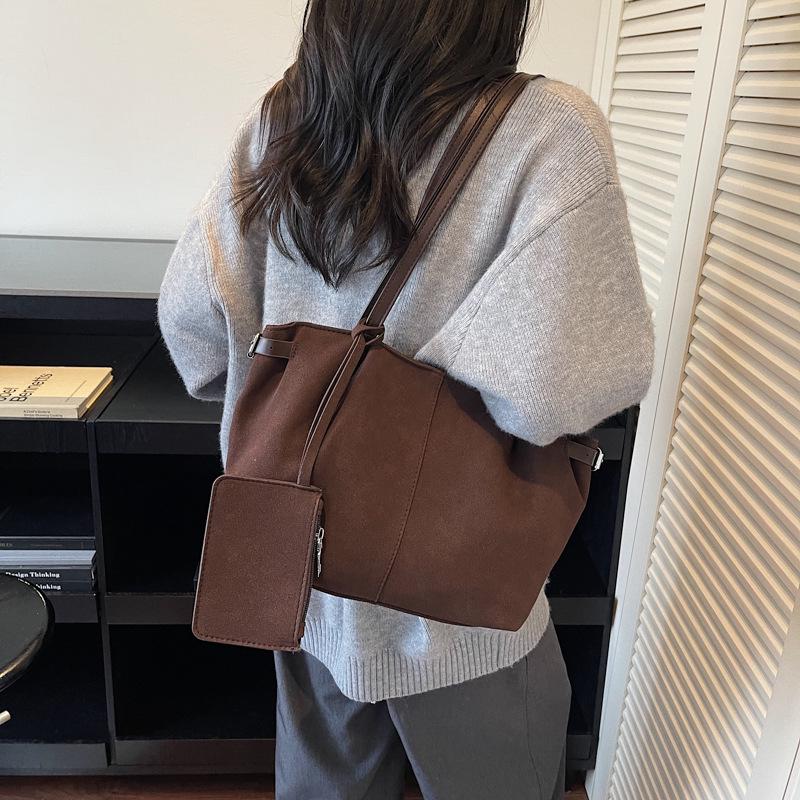 Women's Retro Matte Deerskin Tote - Large Capacity Versatile Shoulder Bag