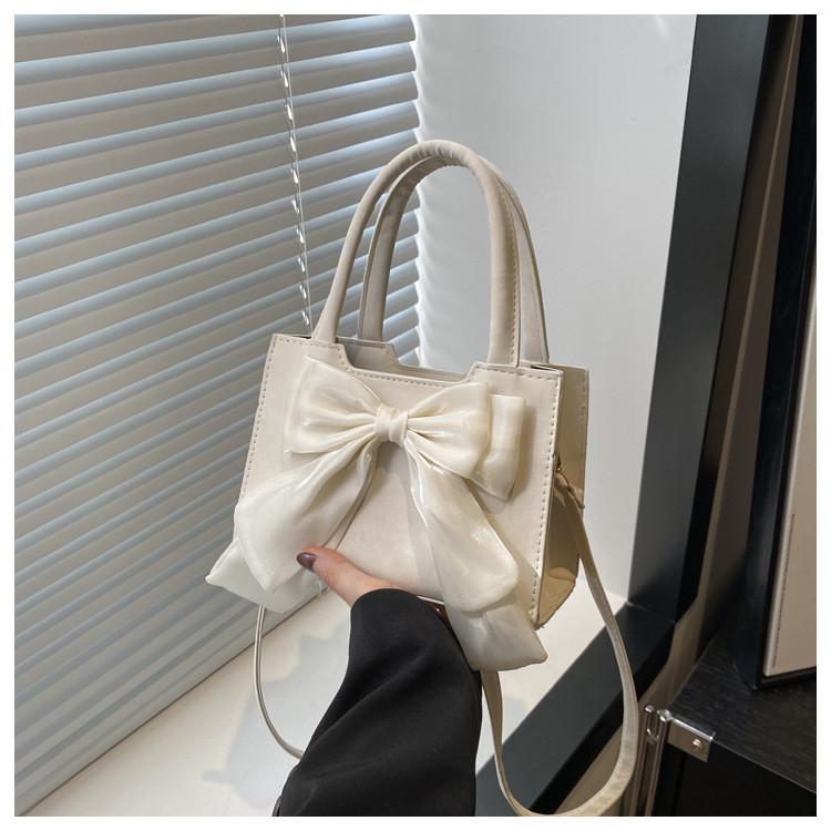 Butterfly Bow Small Shoulder Bag Pu Material With Zipper Closure For Daily Use