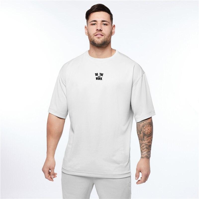 

Мужская свободная дышащая футболка Muscleguys с короткими рукавами и свободным дышащим топом для фитнеса XXL белый