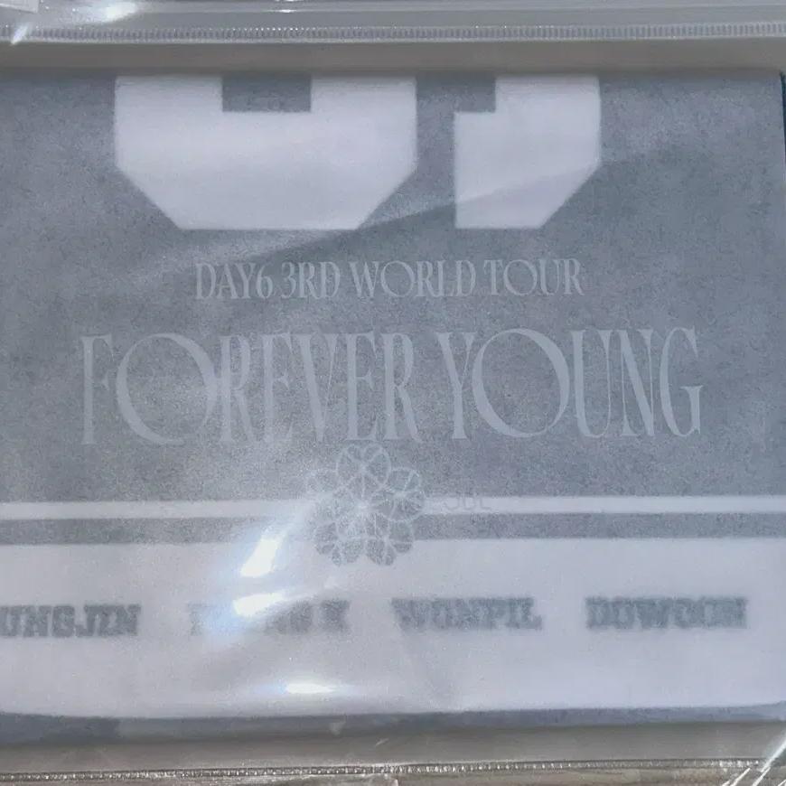 

Day6 Official Slogan+pouch