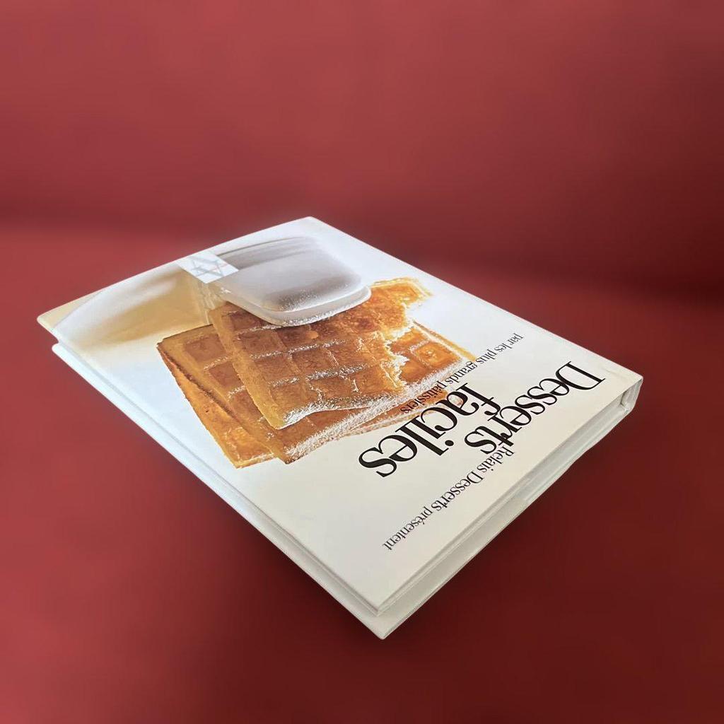 [USED] "Desserts faciles" French dessert recipe book, foreign book