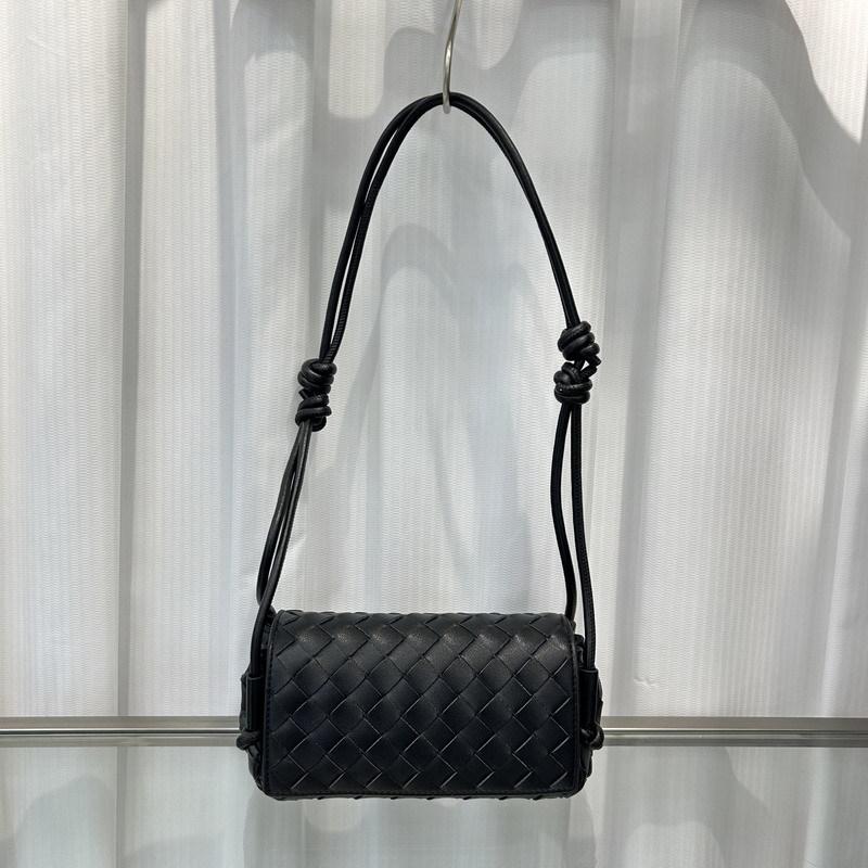 New Cowhide Leather Woven Bag Small Square Bag Pillow Bag Tote Bag Shoulder Messenger Bag Handbag Women's Bag