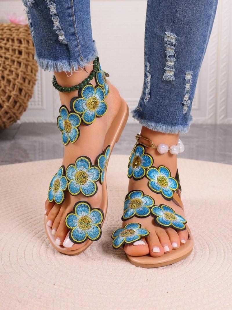 

Мода 2024 года, модные сандалии с цветочной вышивкой из искусственного цветка на плоской подошве, летняя пляжная обувь для отдыха на открытом воздухе, размер 42 42 небесно-голубой
