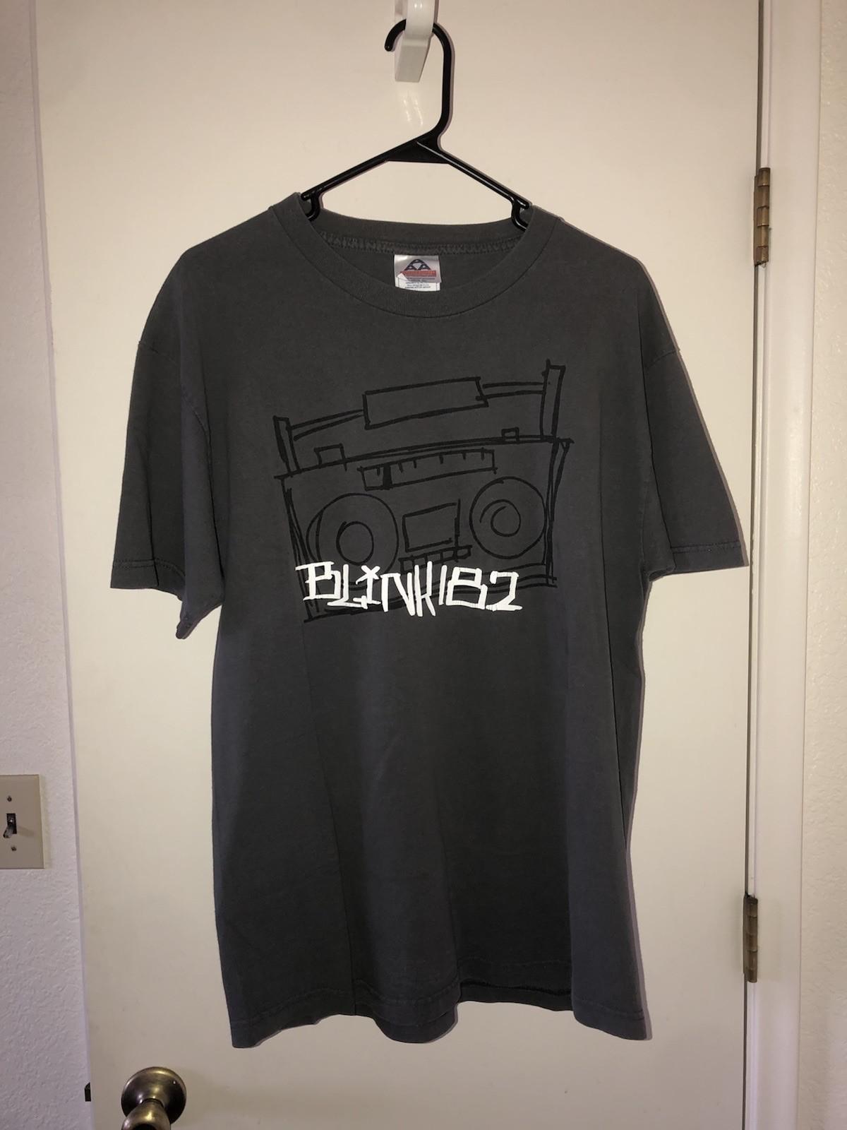 Vintage Blink 182 Band Shirt Classic Boombox Skate VTG Travis Barker Y2K Size L Unisex T-Shirt XXL