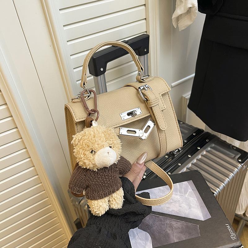 Ausgehen Handtasche Damen 2025 neue Umhängetasche High Sense Herbst und Winter beliebt super angesagt Schultertasche kleine quadratische Tasche