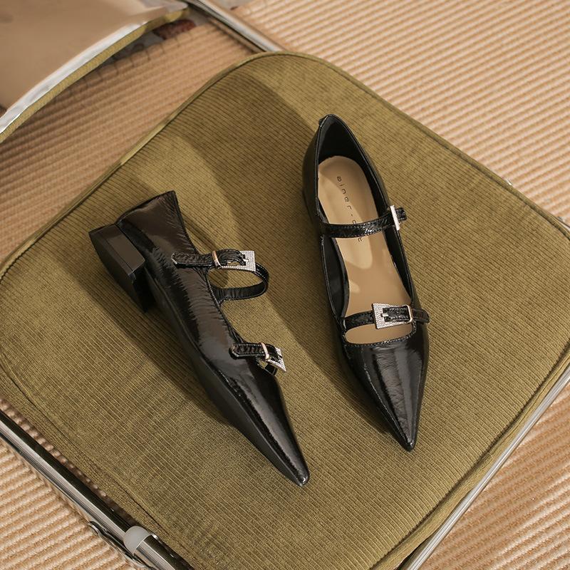 

29818 [sheepskin] flat shoes women s thick heel 2025 new pointed one-word with Mary Jane wrinkled leather shoes 35