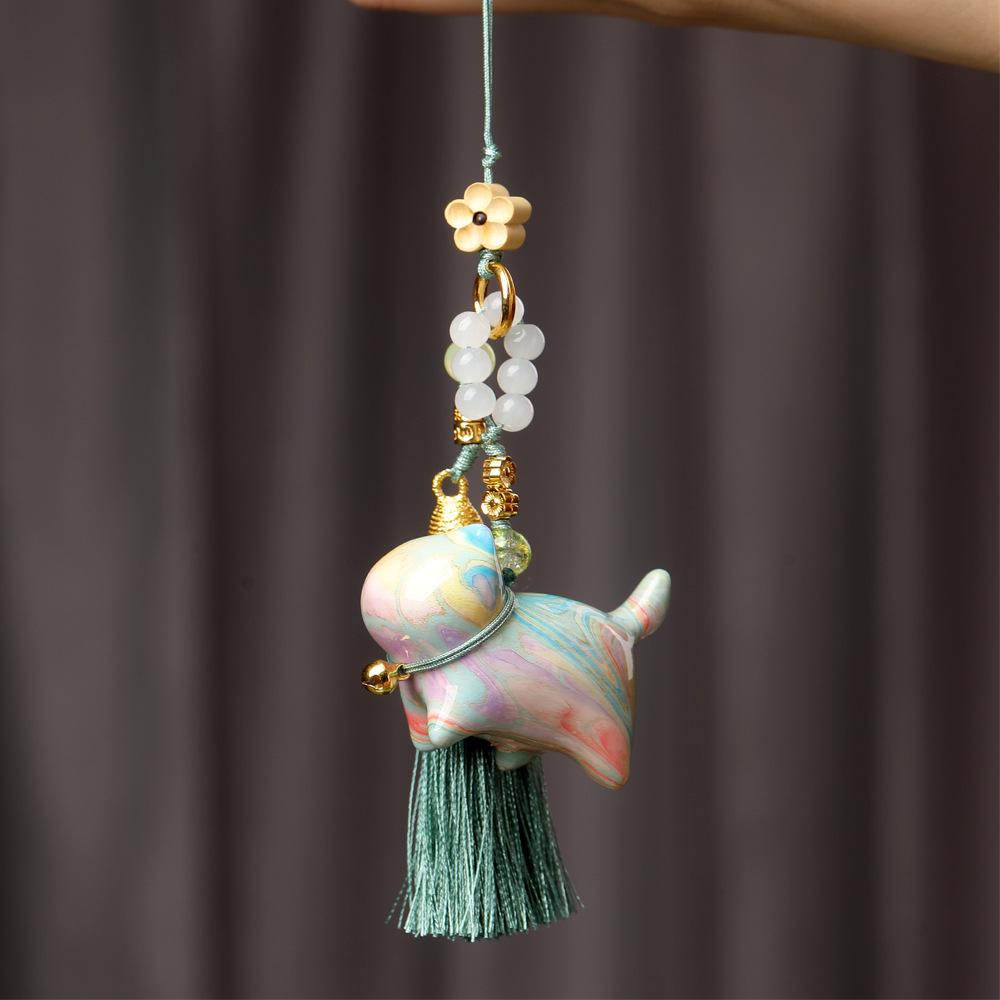 Нишевая наклонная голова кошки, бисерная, лаковая, игривая, ручной работы, цепочка для сумки пары с милым подвесным колокольчиком-кошкой.