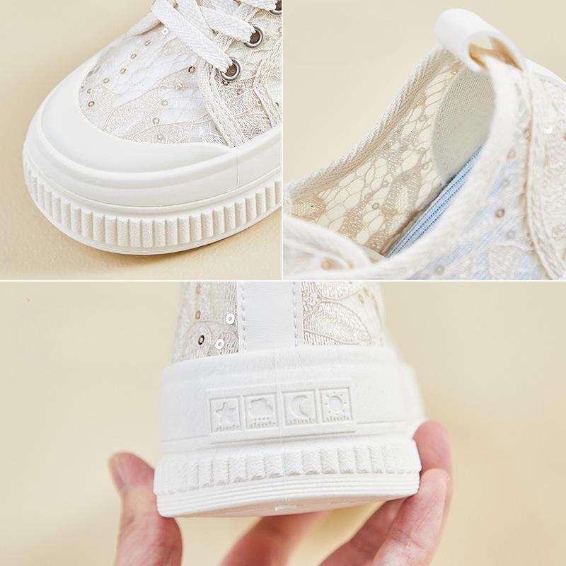 New Mesh Canvas Shoes Women's Soft-soled Lace Casual Board Shoes Fashionable Versatile Street Shot Fisherman White Shoes