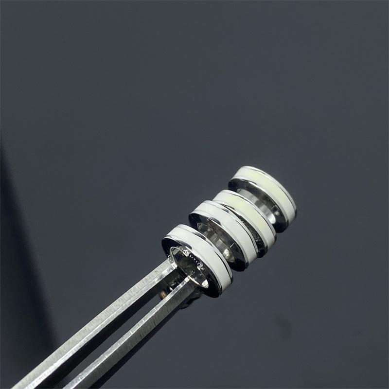 

2026 New Fashion Enamel Hoop Earrings for Women Exquisite Versatile Temperament Earrings Gift Jewelry белый