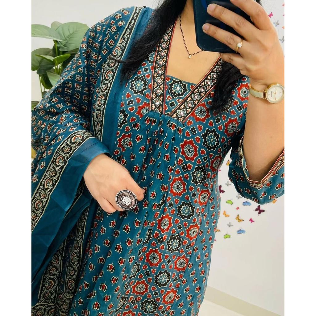 Women Bollywood A-line Kurta Pant Dupatta Set Party Wear Top Tunic Kurti Dress SC-2207a