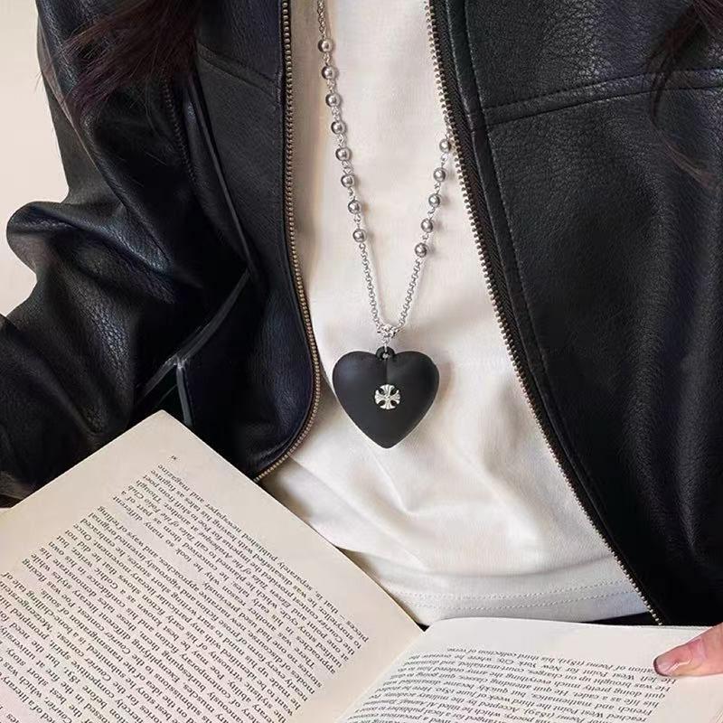 Retro Autumn and Winter Long Necklace Women's High-end Sweater Chain Niche Design Accessories