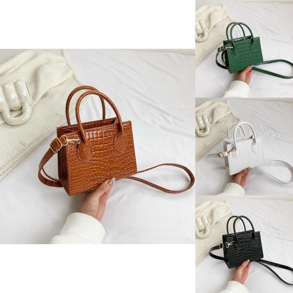 Elegant Street Style Small Square Handbag With Zipper Closure For Everyday Use