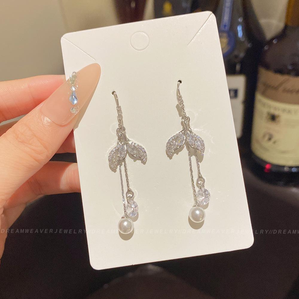 925 Sterling Silver Full Diamond Tassel Earrings – High-End European & American Style, Super Shiny, Luxurious Ear Jewelry for Women.