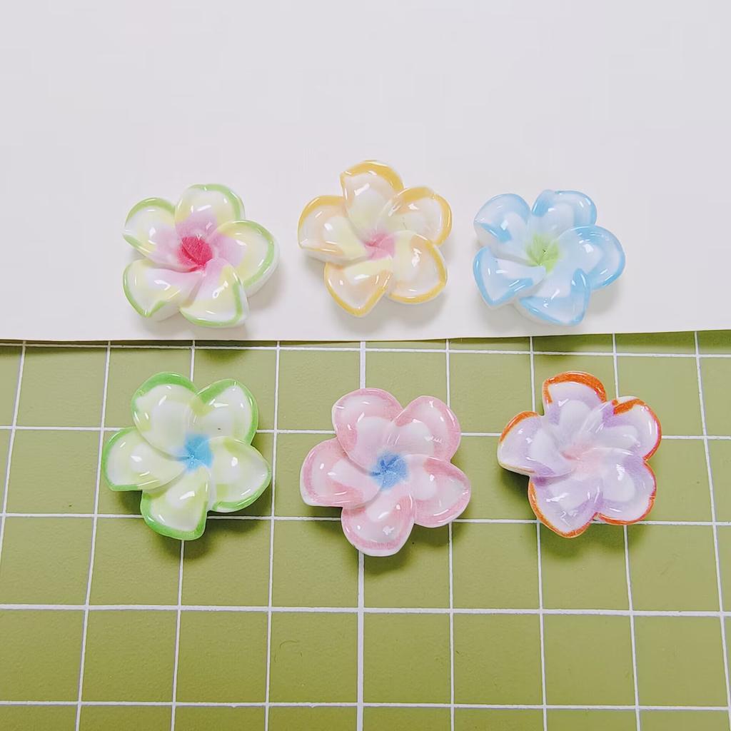 Bulk 100Pcs/Bag 18MM Colorful Plumeria Flower Cabochons Flatback Summer Florals Slime Charms Beads for Phone Case Decoration