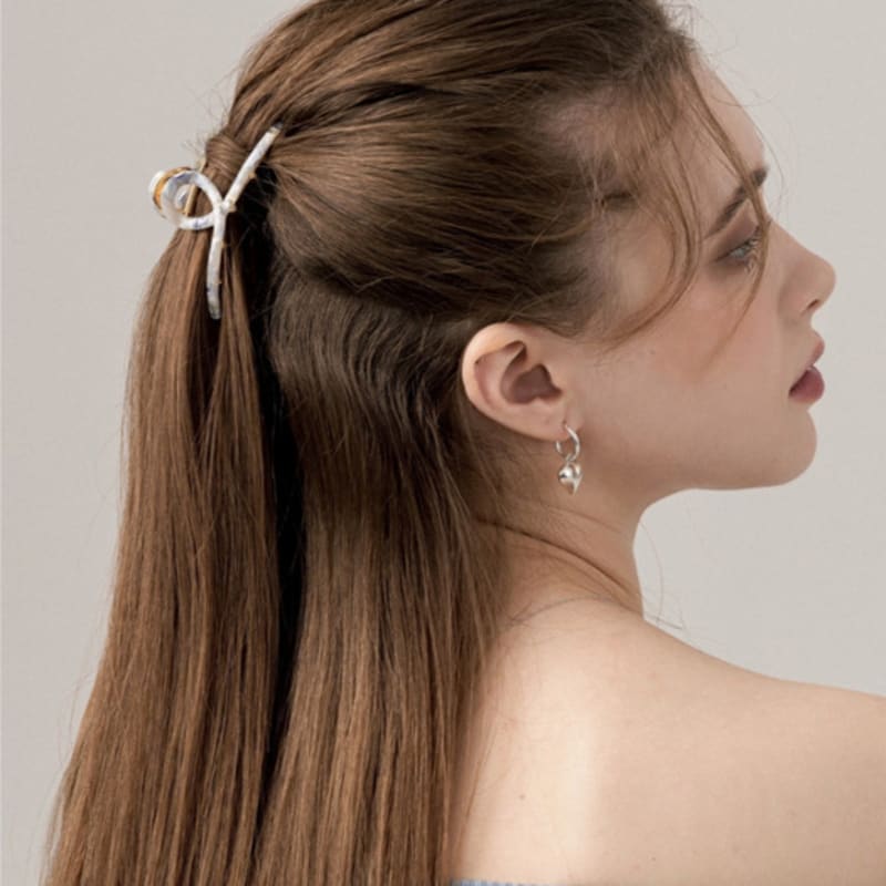 

LILYKORI Blue Marble Hair Claw Blue