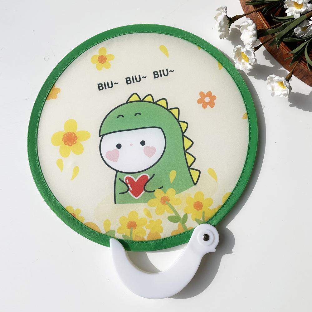 Pc Portable Folding Fan With Handle, Cartoon Mini Round Fan, Plastic Summer Accessory, Fancy Style For Creative Party Gift,