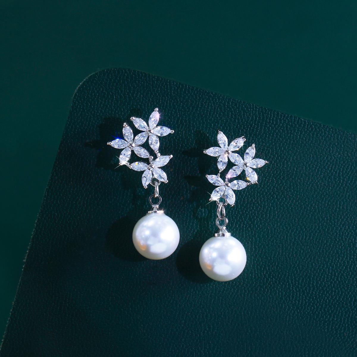 

Ircons Fashion Clear White CZ Crystal Women Cluster Flower Drop Pearl Earrings for Brides Wedding Party Jewelry Gifts E0014 белый