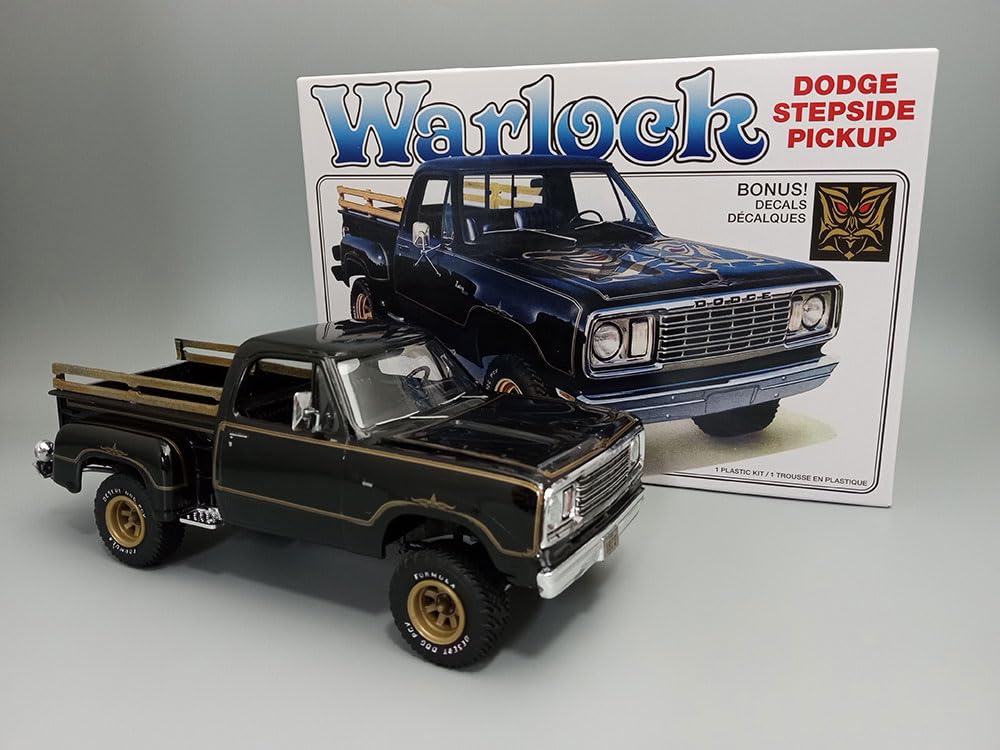 MPC 1/25 1977 Dodge Warlock Stepside Pickup Plastic Model Kit MPC983