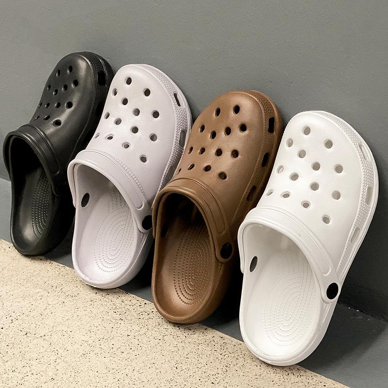 Hole Shoes Students Wear Simple Waterproof Breathable Sandals Cartoon Versatile Cute Seaside Beach Non-slip Cool Slippers