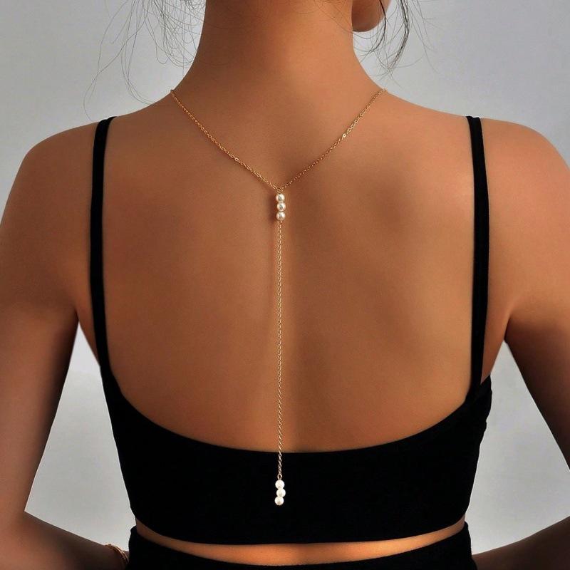 Elegante Collana con Nappa a Goccia d'Acqua Intarsiata di Diamanti per Donna