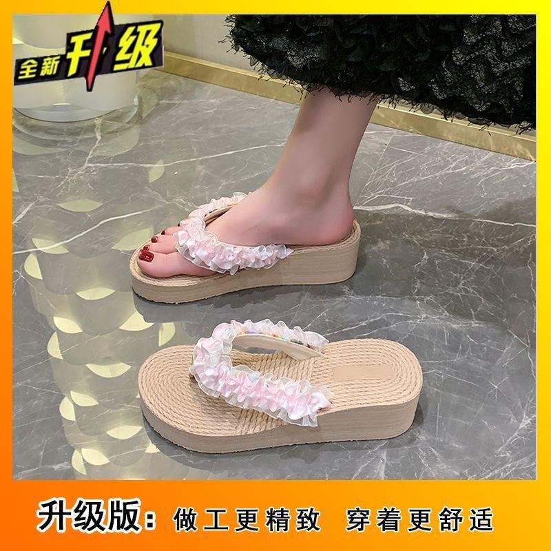 Fashion niche fairy with skirt flip-flops girl summer wear high-end beach thick bottom cool slippers woman 2025