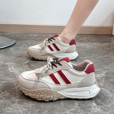 Ins versione coreana pelle scarpe da ginnastica basse da papà ragazza 2025 primavera nuovo traspirante studente sportivo rialzato tempo libero WS905