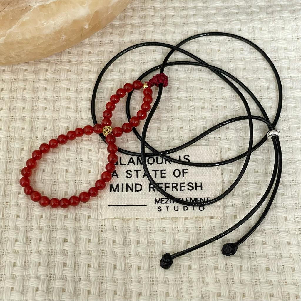 Red Agate Sweater Necklace, Niche Light Luxury, Exquisite and Sophisticated, Light Luxury Autumn and Winter Sweater Chain, Phone Chain