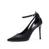 Temperament hohle Nische High Heels Damen 2025 Herbst neu Ein-Wort mit spitzer Zehenpartie High-End Pfennigabsatz Französische Einzel-Schuhe