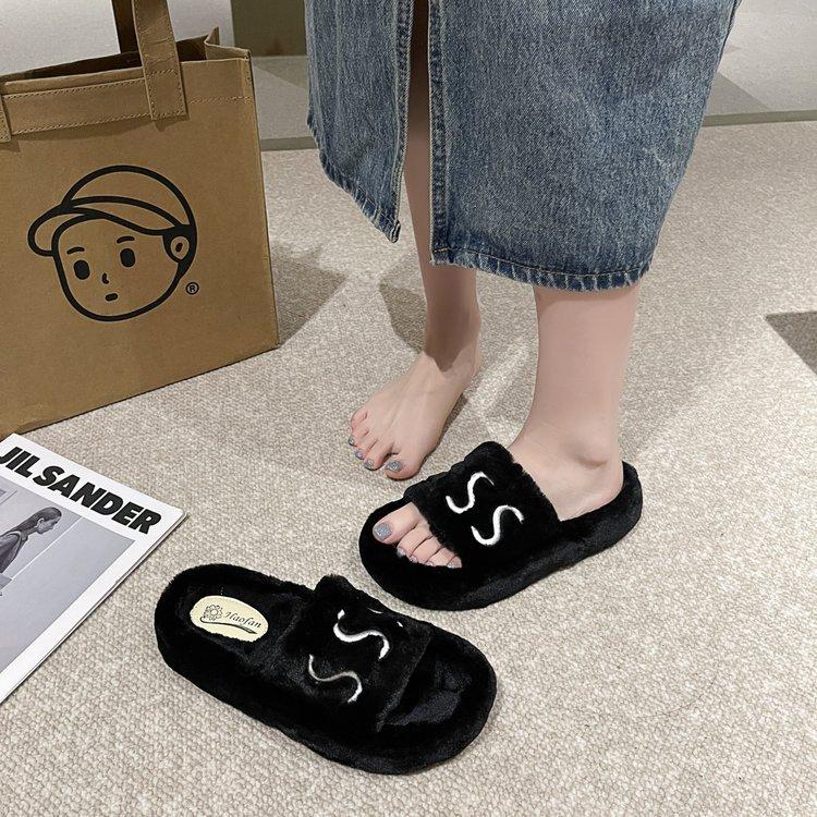 

Mao Mao slippers women s 2024 autumn and winter new Internet celebrity fashion letters thick-soled outer slippers warm indoor cotton slippers 35 чёрный