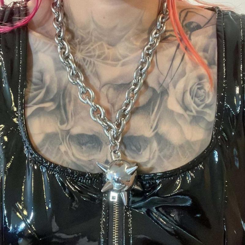 Gothic Punk-style Rivet Spike-shaped Ball Pendant Necklace for Men Women Hip-hop Rock Y2k Aesthetics Jewelry Accessories Gifts