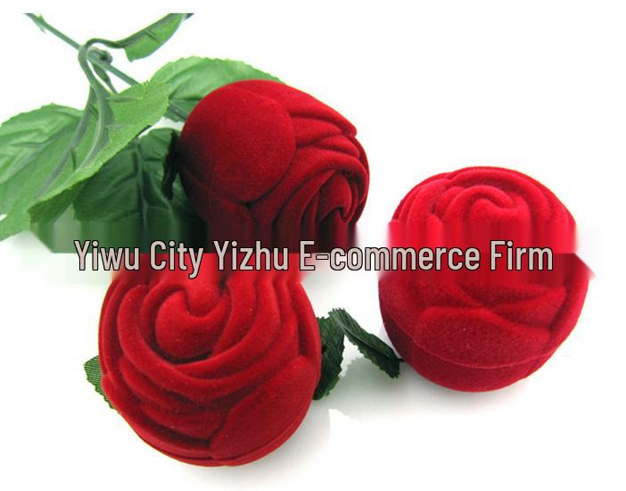 

Rose Flower Ring & Earring Gift Box for Weddings and Proposals красный