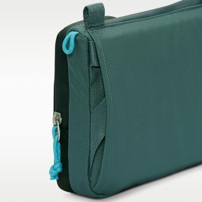 Nike Nike Nike "DAYMAX" Crossbody Bag (3L)
