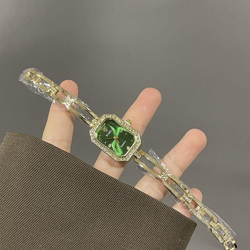 Temperament Haute Women S Watch Diamond-Encrusted Square Bracelet Watch Fashion Light Luxury Xiaoxiangfeng Watch