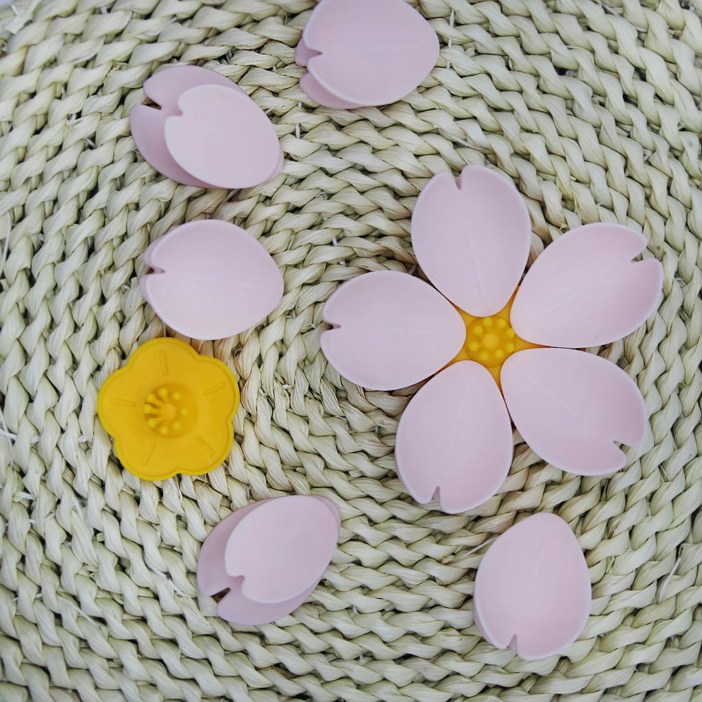 1pc Magnetic Fridge Magnet Seal Clip, INS Style Beautiful Sakura Fridge Magnet, Household Moisture-Proof Snack Seal Clip