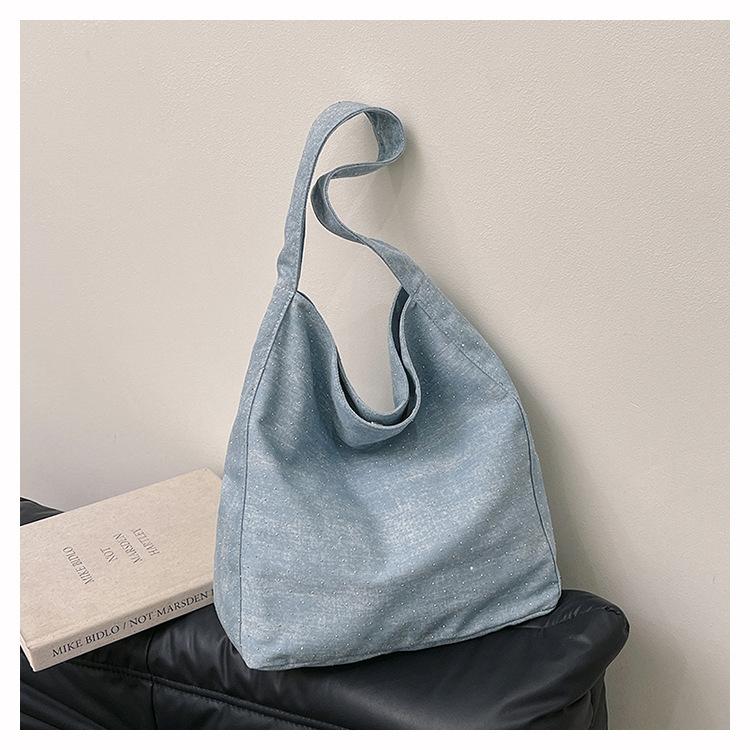 

Casual denim large-capacity shoulder tote bag women s new commuter handbag denim shoulder bag синий