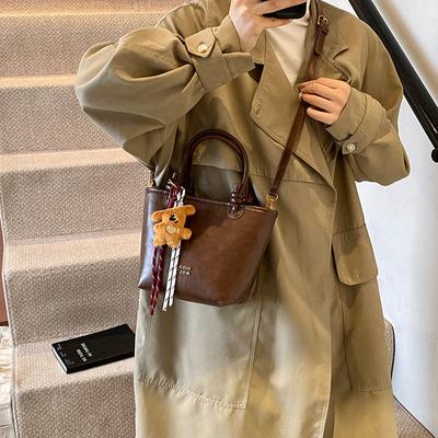 Commuter Leisure Bag Women's Large Capacity 2025 New Autumn and Winter Retro Versatile Shoulder Bag Simple Tote Bag