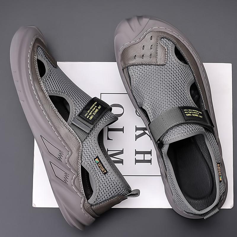 Men's summer new outdoor beach shoes men's shoes thin lightweight breathable mesh shoes sandals 2025