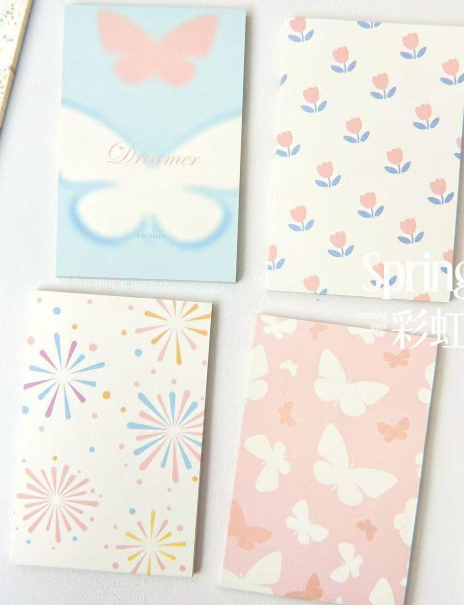 

4book Stickless and minimalist notebook paper with a background that can be used to write notes