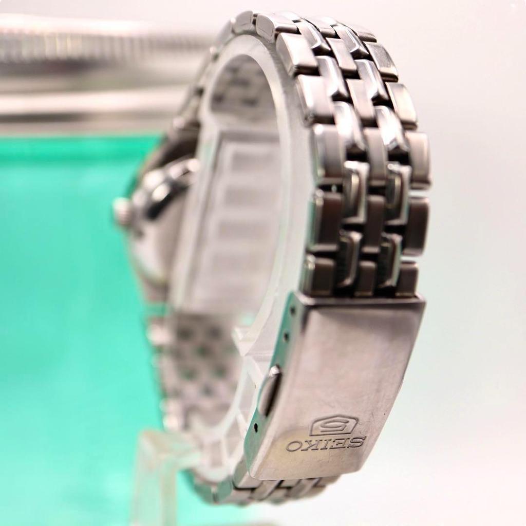 [USED] SEIKO Automatic Round Silver Date Women's Watch 1091