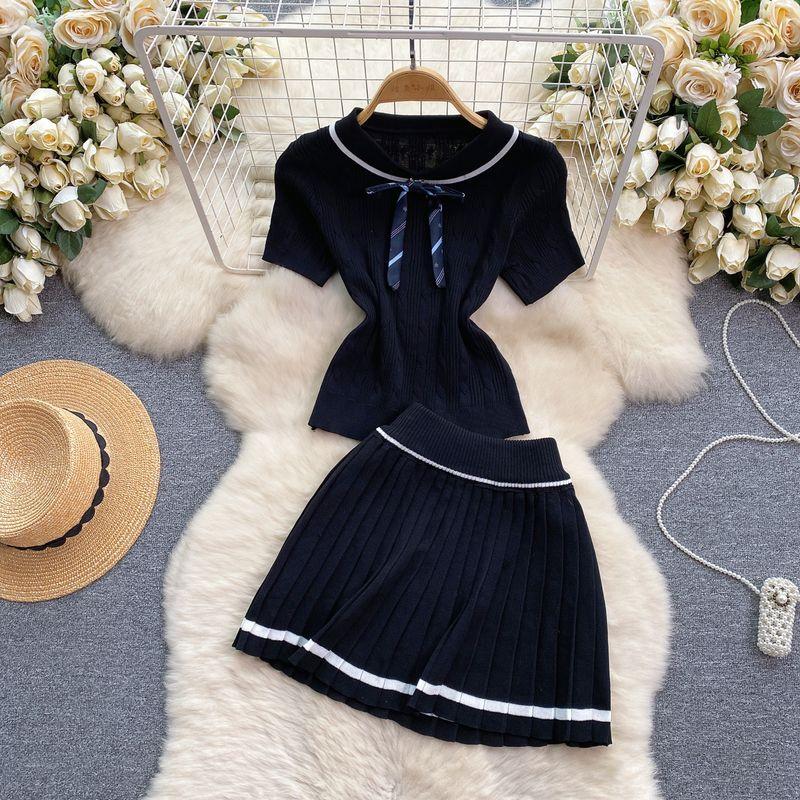 

Knitting Suit Women s Sweet Bows Peter Pan Collar Short Sleeve Tops Contrast Color Pleated Skirt Preppy Style Two-piece Set Black One size
