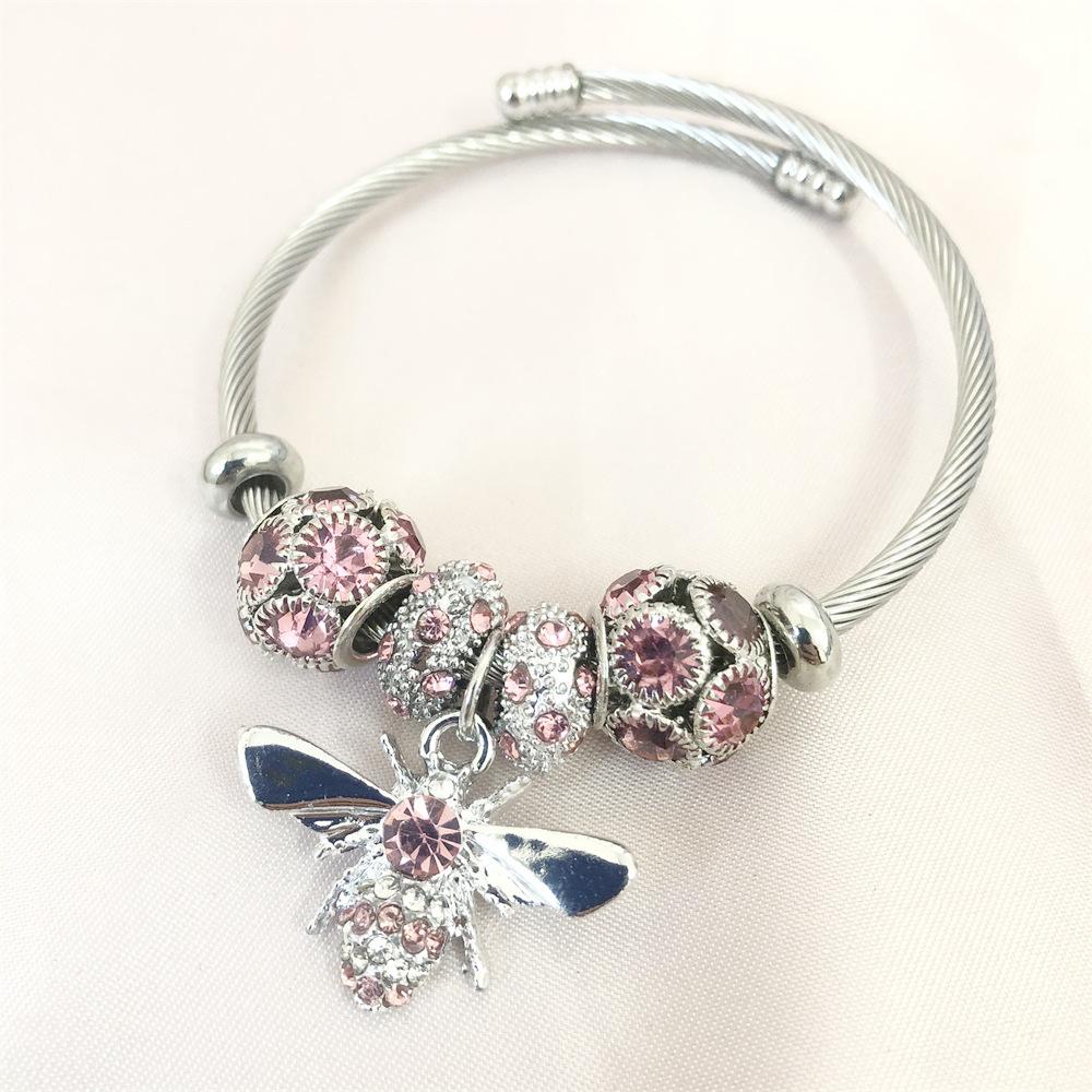 18K Gold Bee Pendant Bracelet with Zircon Rhinestones in Titanium Stainless Steel