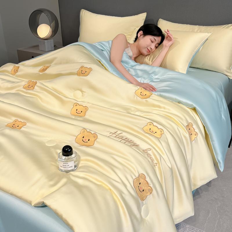 Skin-Friendly Washed Lce Silk Summer Quilt Sets High Quality Embroidered Comforter Bedding Sets Queen Summer Cooling Blanket