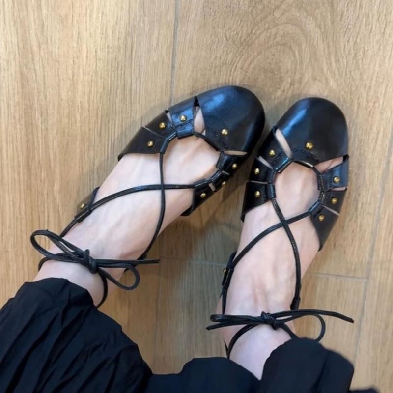 Fashion Ladies Shoes 2025 Brand Closed Toe Women's Sandals Fashion Rivet Casual Summer New Lace-up Best Seller Comfortable Flat Sandals