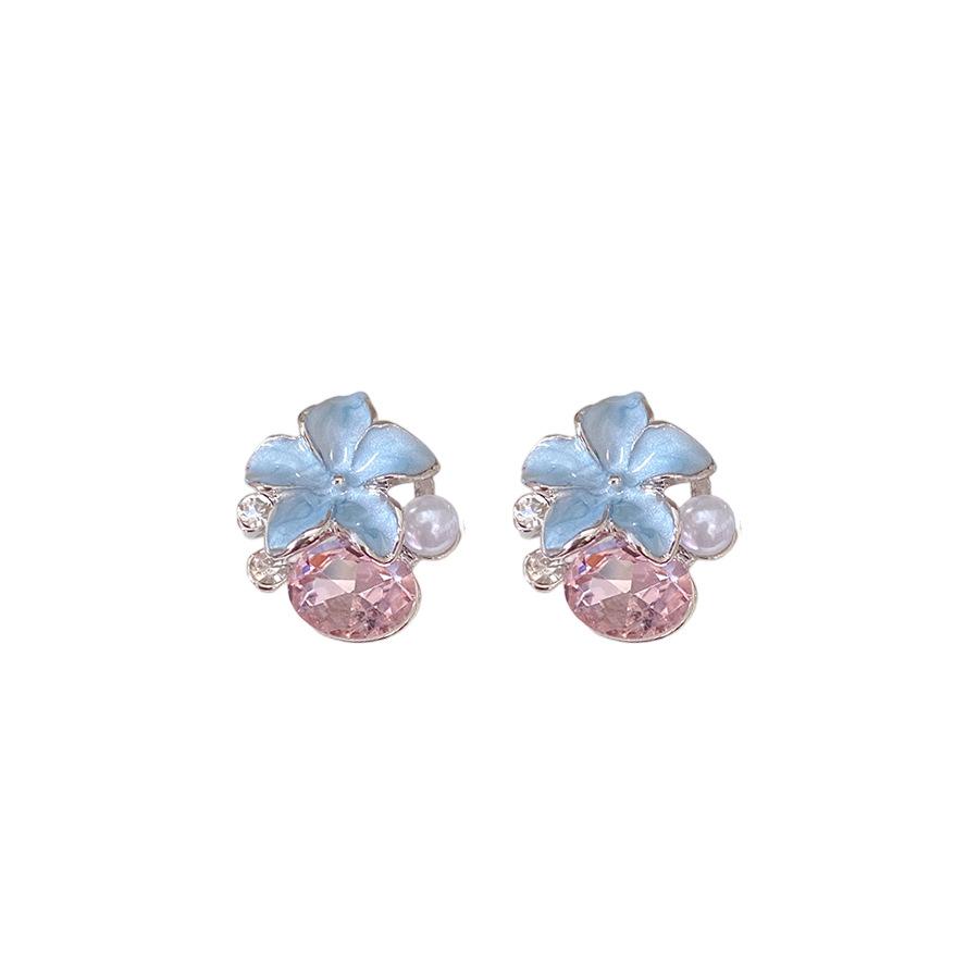 Silver needle French simple flower diamond earrings light luxury high-end earrings fashion temperament earrings design sense niche