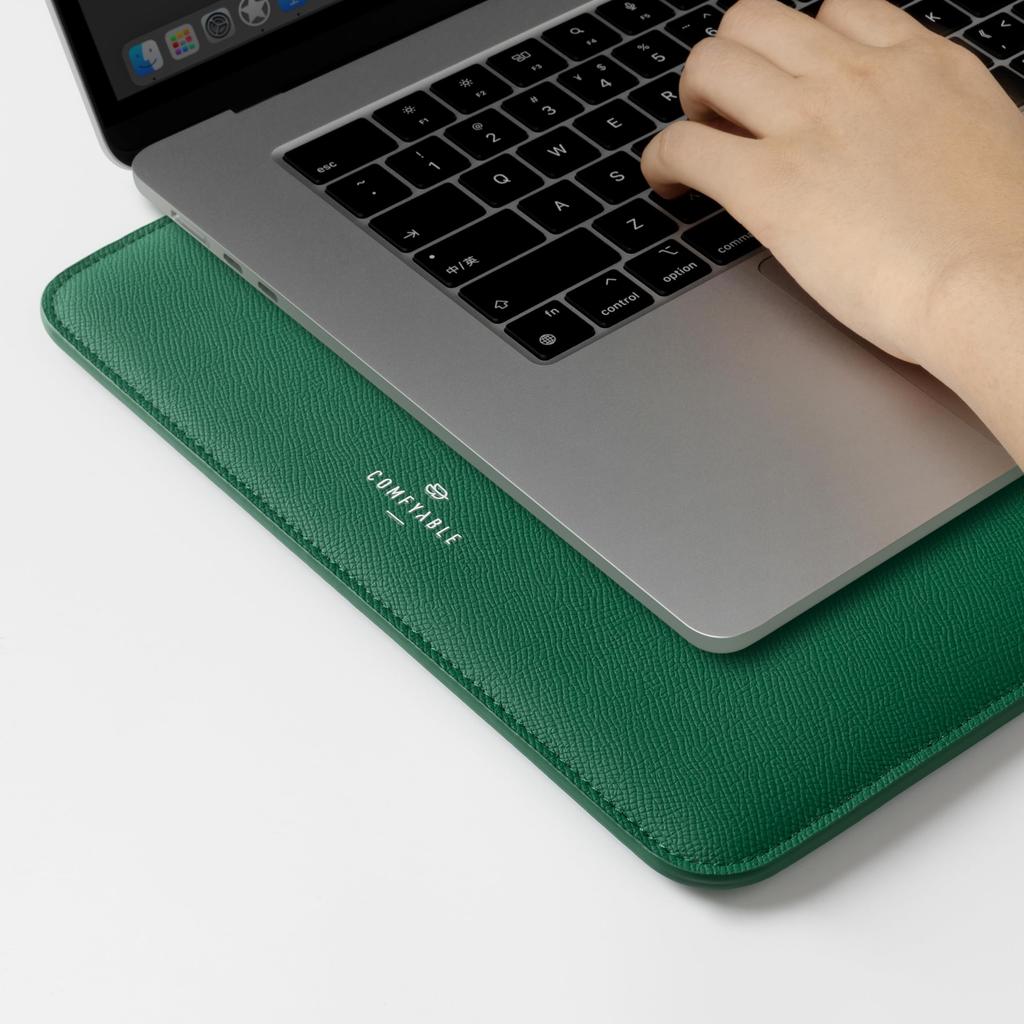 Comfyable Laptop Sleeve 14 Inch Precisely Compatible with MacBook Pro M4 M3 M2 M1 Pro/Max 2024, Genuine Leather Cover Case, Leafy Green