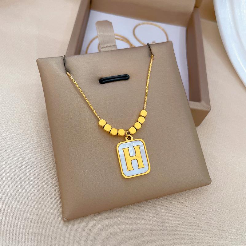Square Brick Shell H Letter Temperament Personality Minimalist Furnace Real Gold Female Collarbone Necklace