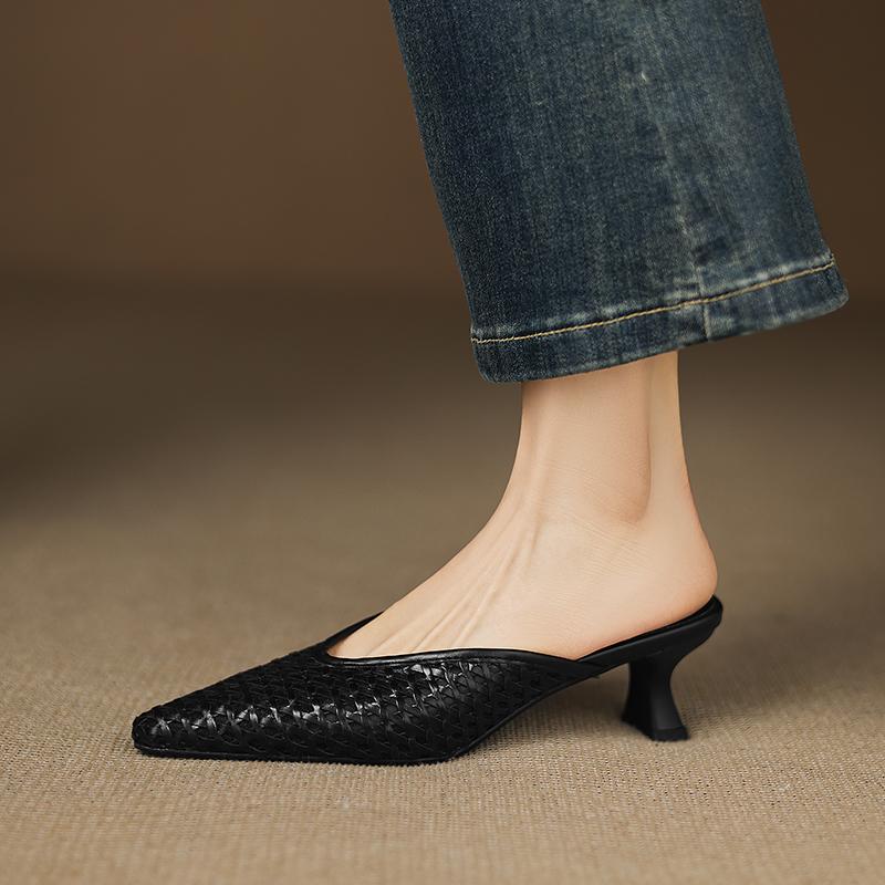 Fashion 2025 New Summer Women Mules weave Women Shoes Cover Toe Wedges Slippers Pointed Toe Women Sandals Modern Slippers